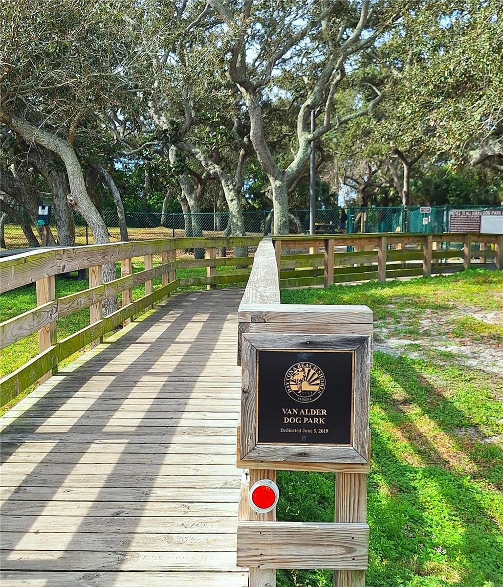 Image 32 of 43 For 3051 S. Atlantic Avenue S050