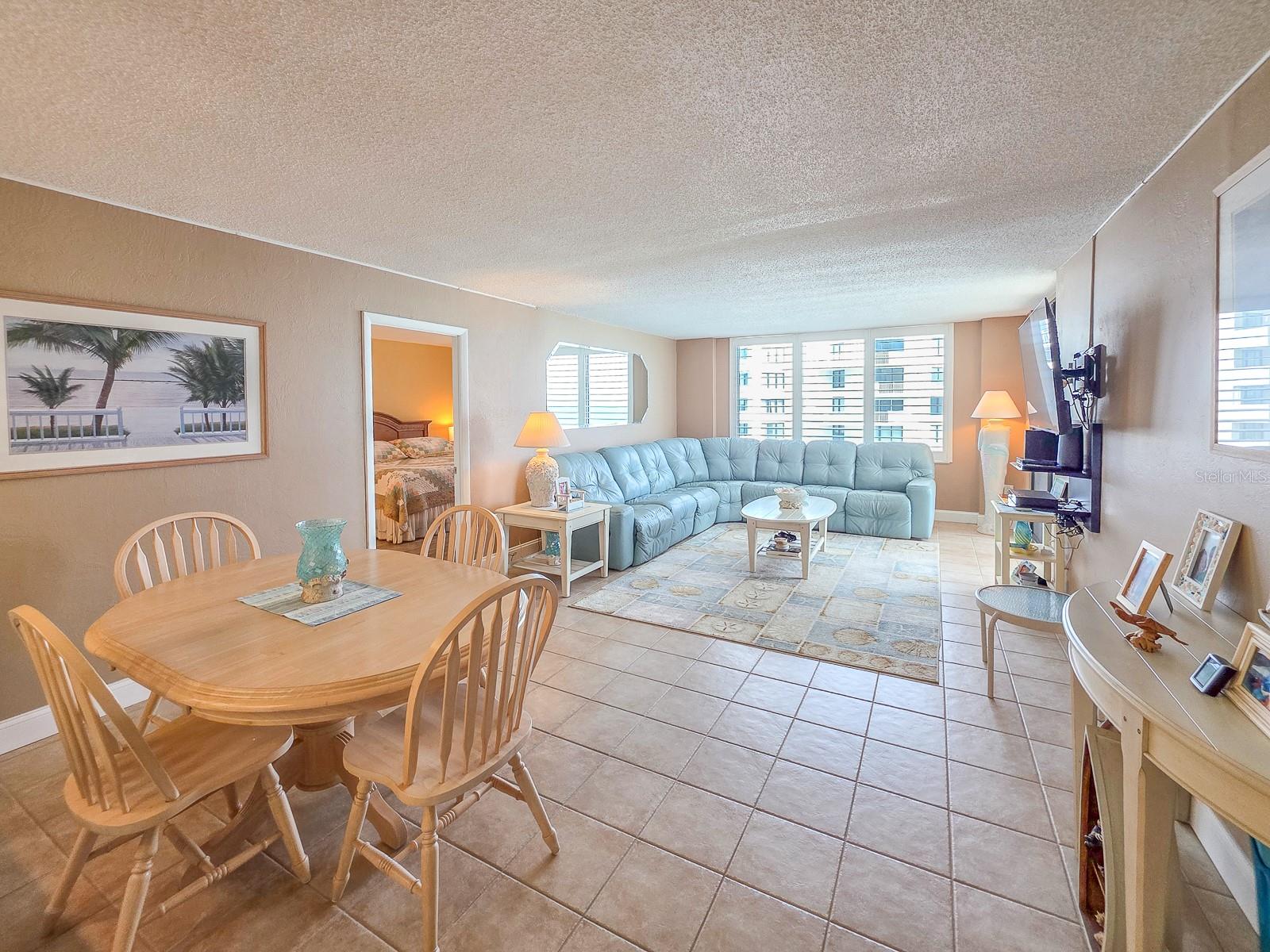 Image 4 of 43 For 3051 S. Atlantic Avenue S050