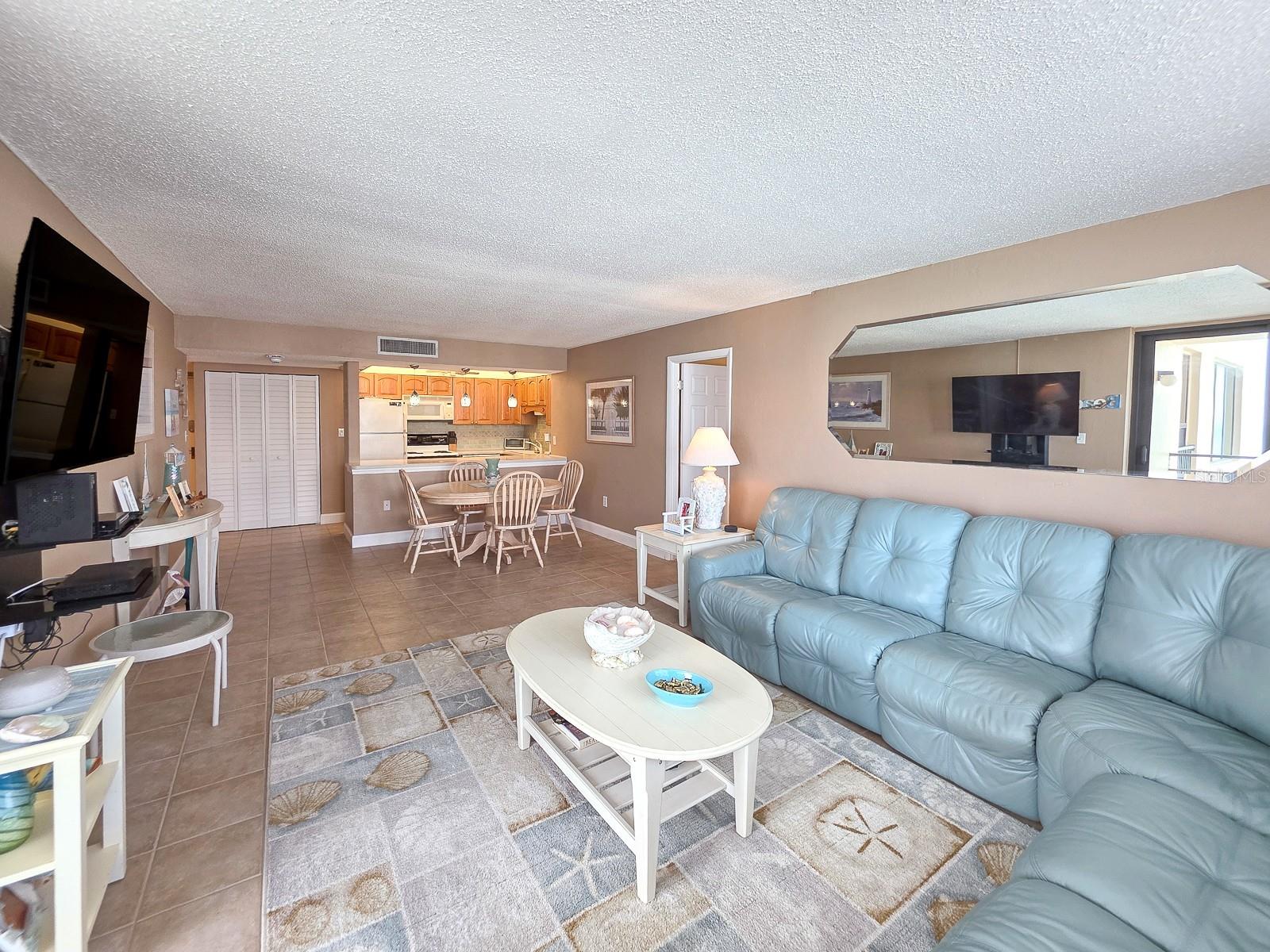 Image 6 of 43 For 3051 S. Atlantic Avenue S050