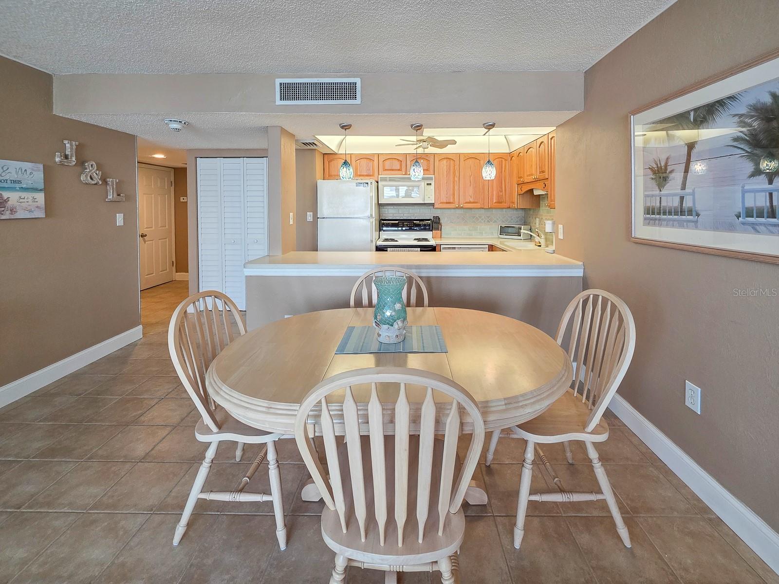 Image 7 of 43 For 3051 S. Atlantic Avenue S050