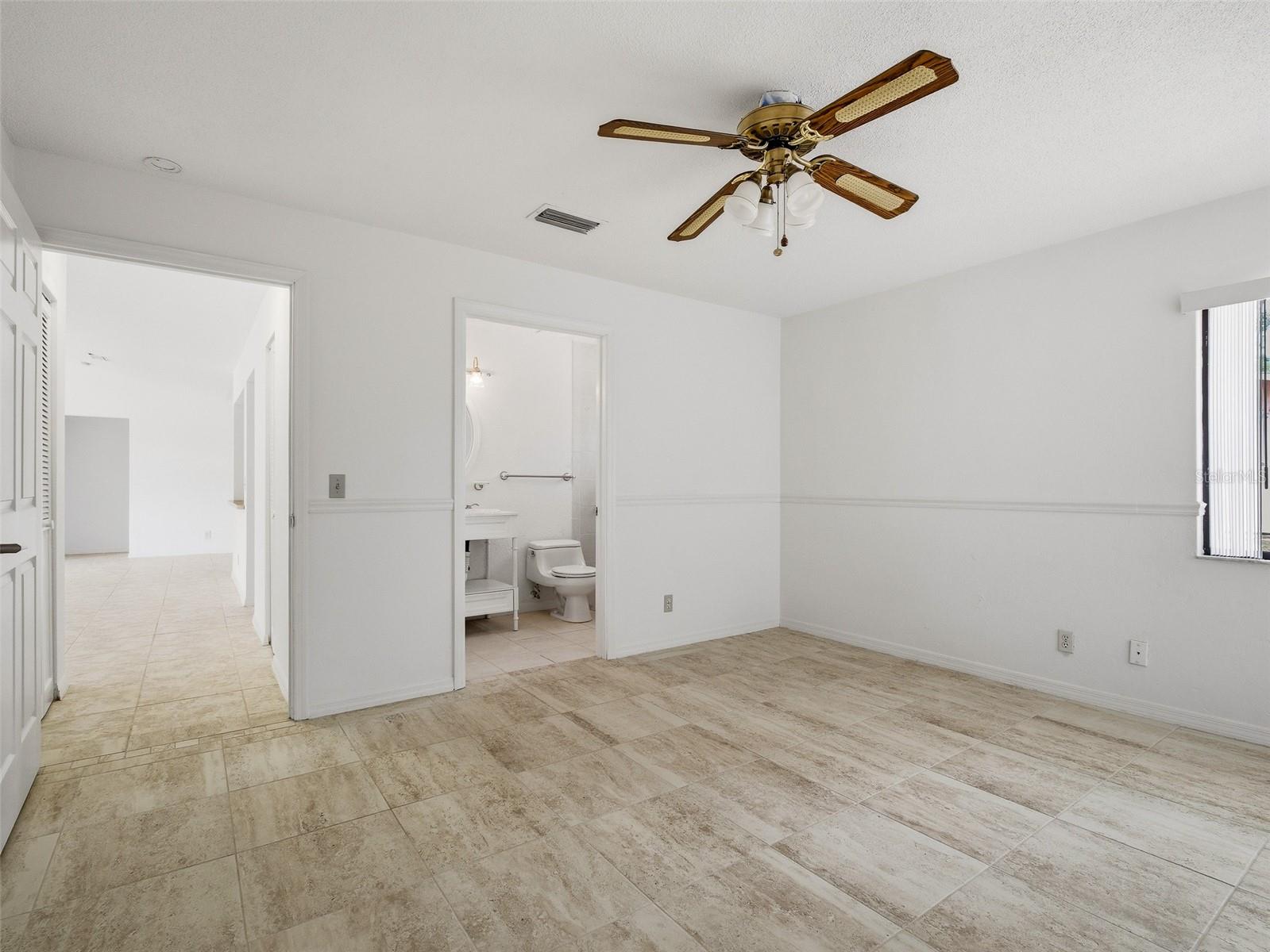 Image 15 of 29 For 808 1st Avenue