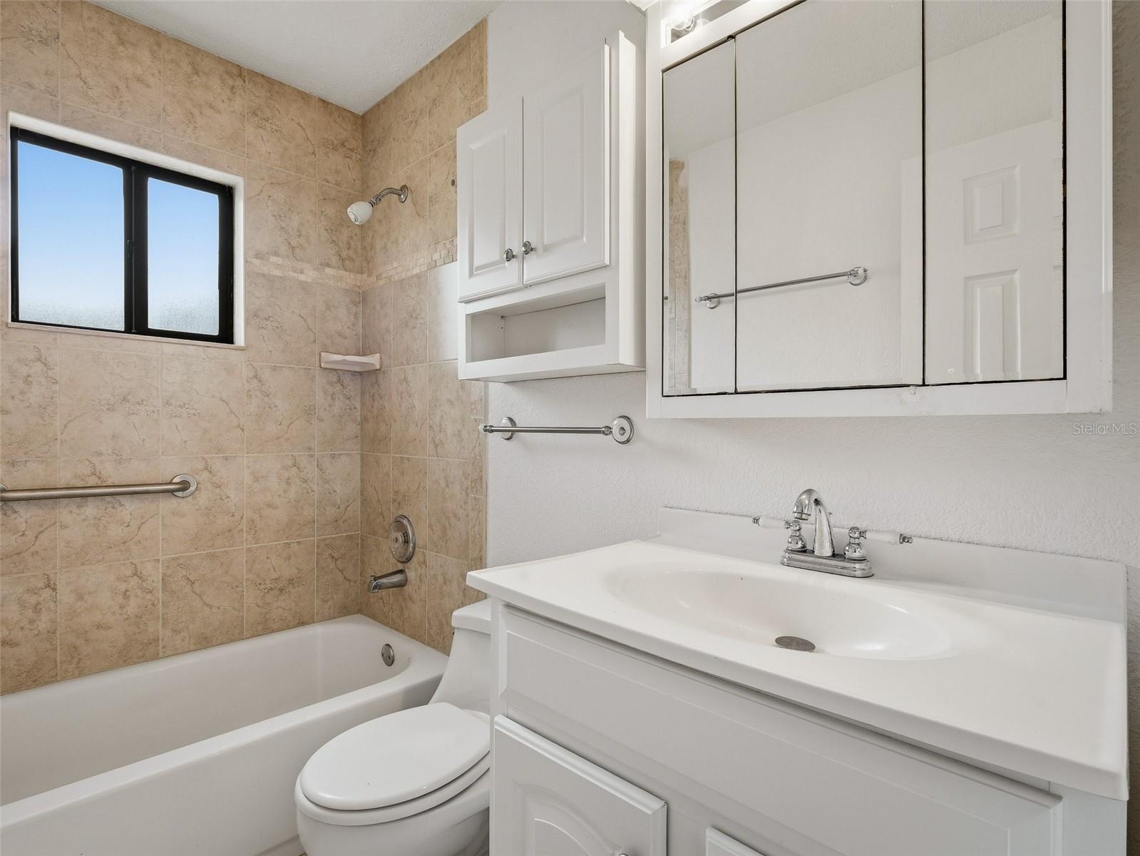 Image 23 of 29 For 808 1st Avenue