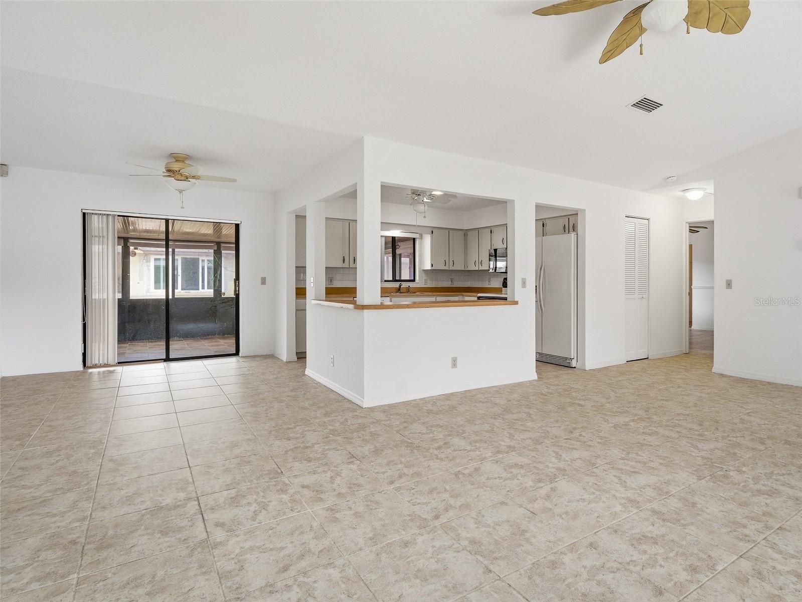 Image 5 of 29 For 808 1st Avenue