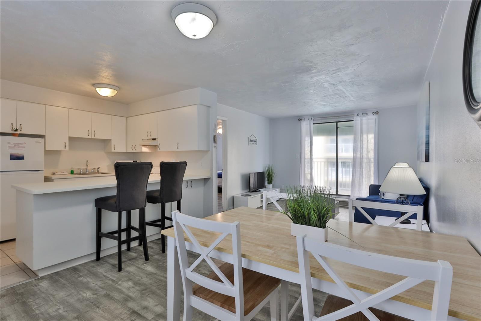 Image 5 of 22 For 3509 Atlantic Avenue 210