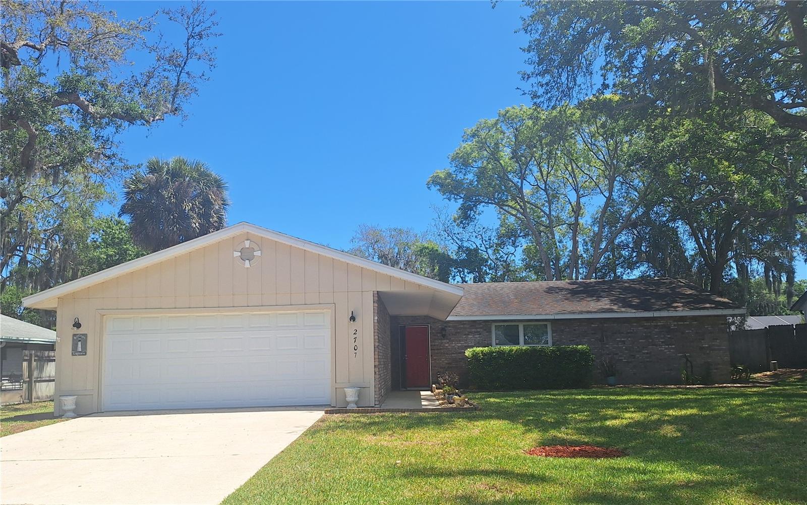 Details for 2707 Pine Tree Drive, EDGEWATER, FL 32141