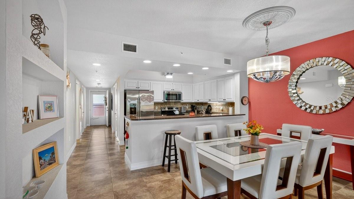 Image 11 of 40 For 5300 Atlantic Avenue 19-203