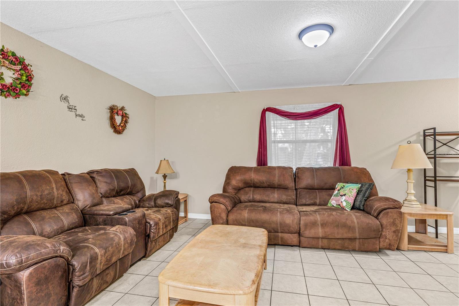 Image 7 of 32 For 240 Newcomb Street