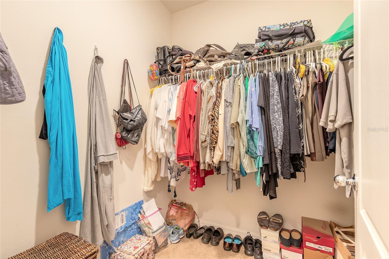 Image 27 of 46 For 116 Fishermans Cove Drive