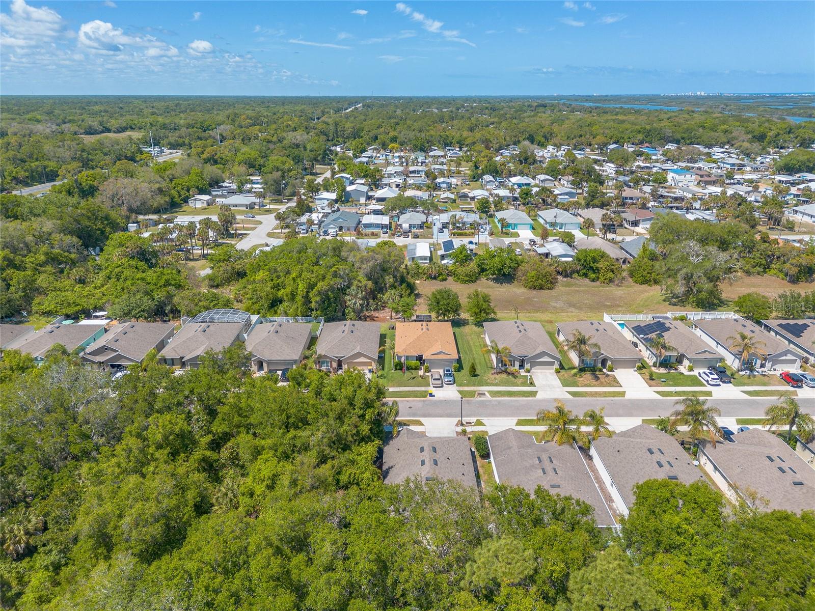 Image 40 of 46 For 116 Fishermans Cove Drive