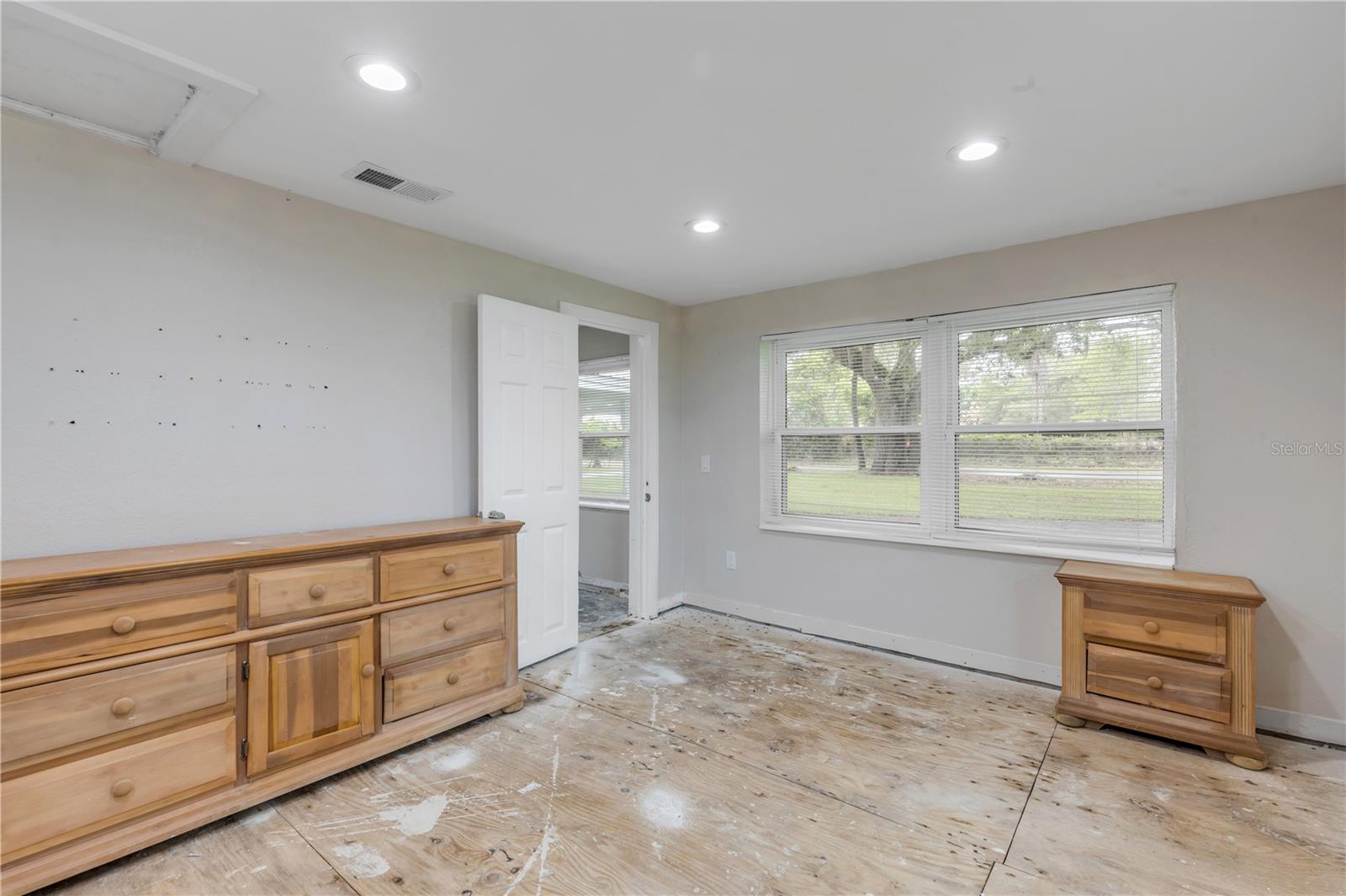 Image 32 of 53 For 103 Flagler Avenue