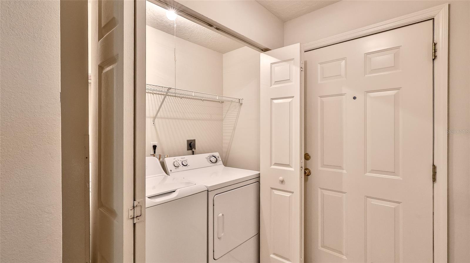 Image 11 of 53 For 2271 Candlewood Lane