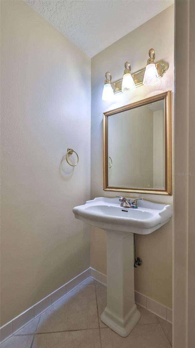 Image 13 of 53 For 2271 Candlewood Lane