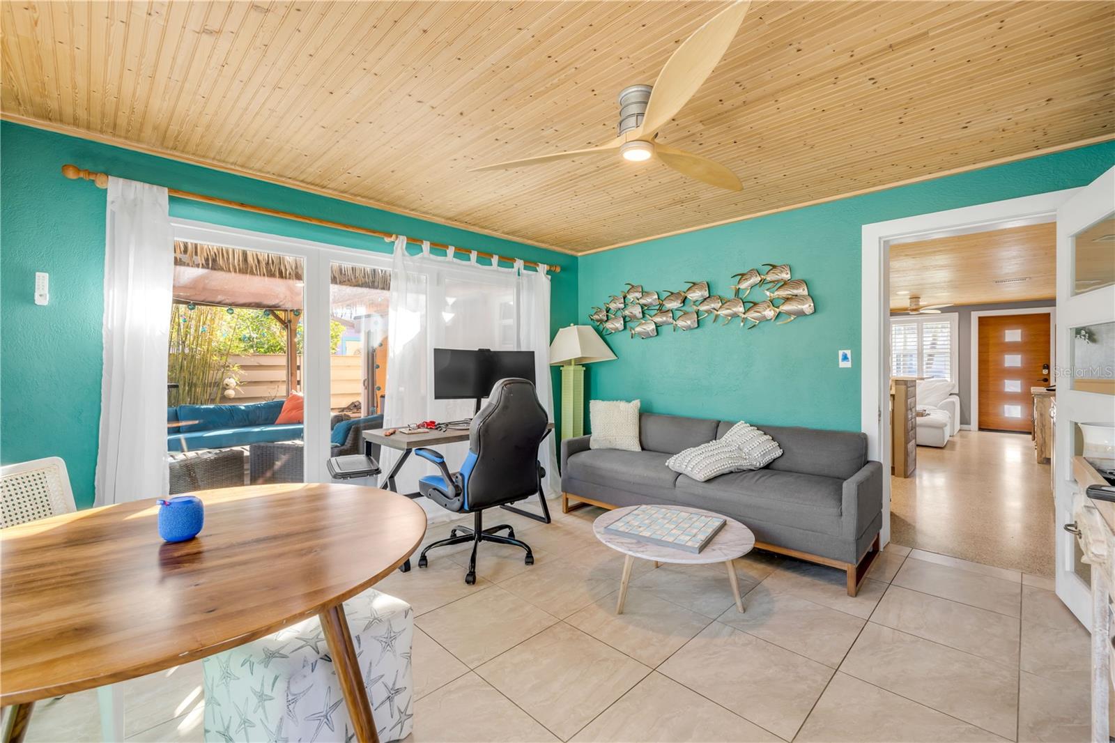 Image 25 of 52 For 308 Normandy Avenue