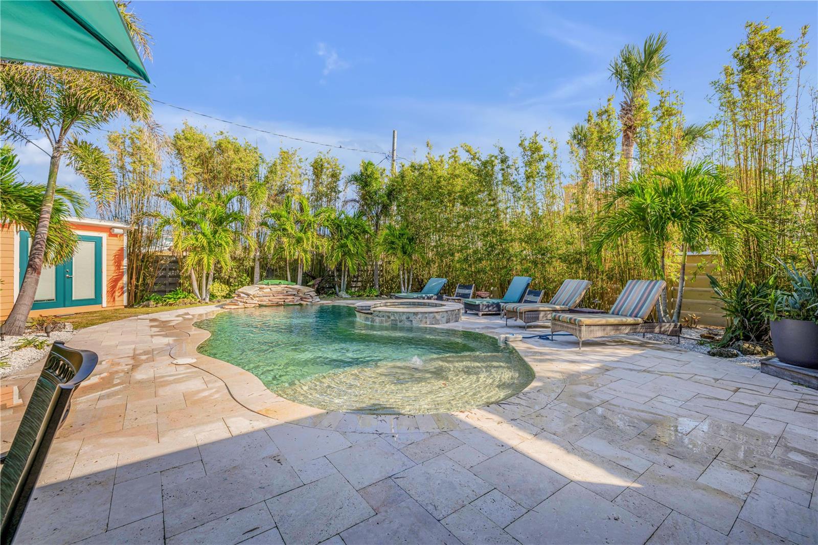 Image 36 of 52 For 308 Normandy Avenue