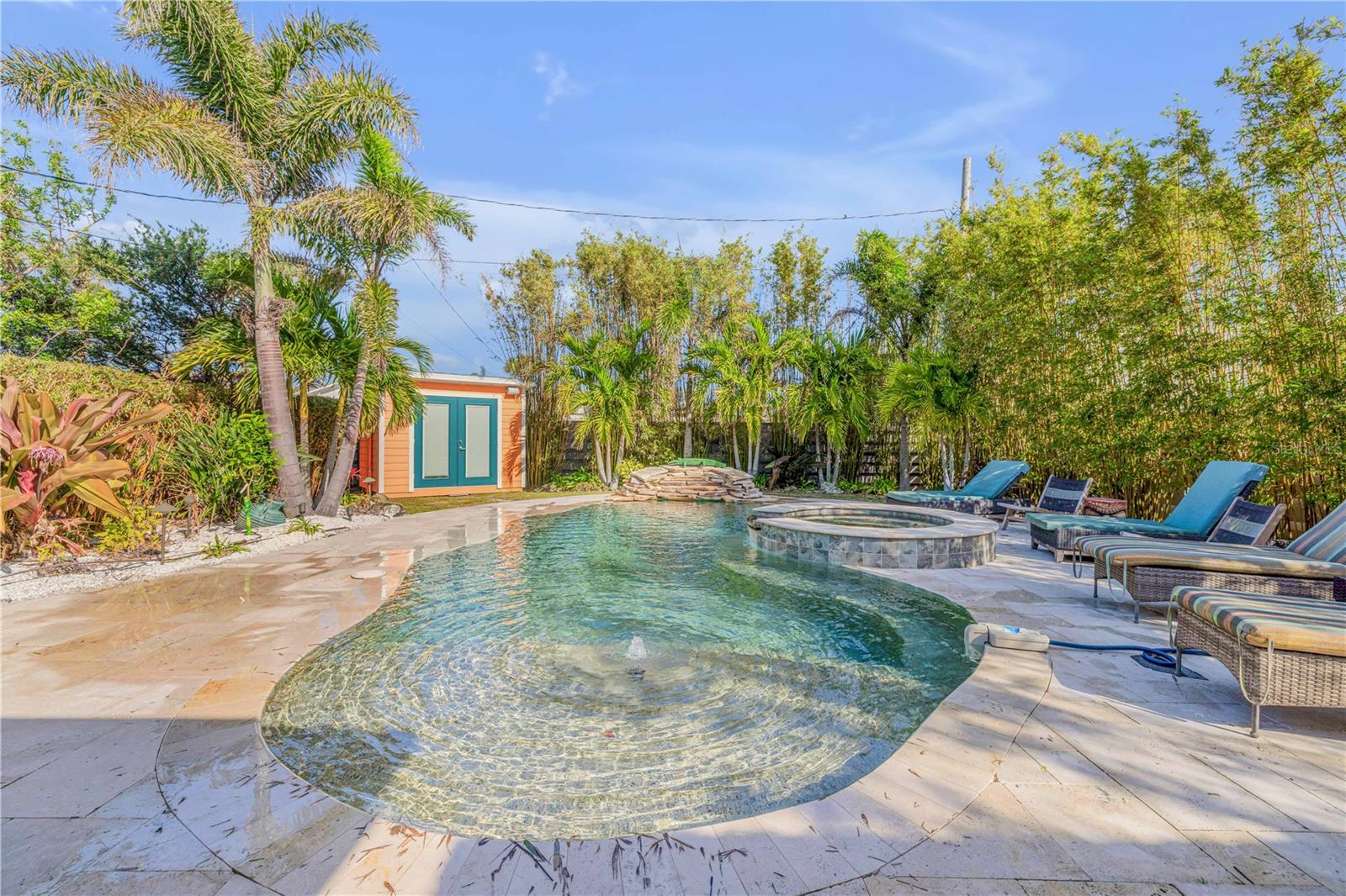 Image 38 of 52 For 308 Normandy Avenue