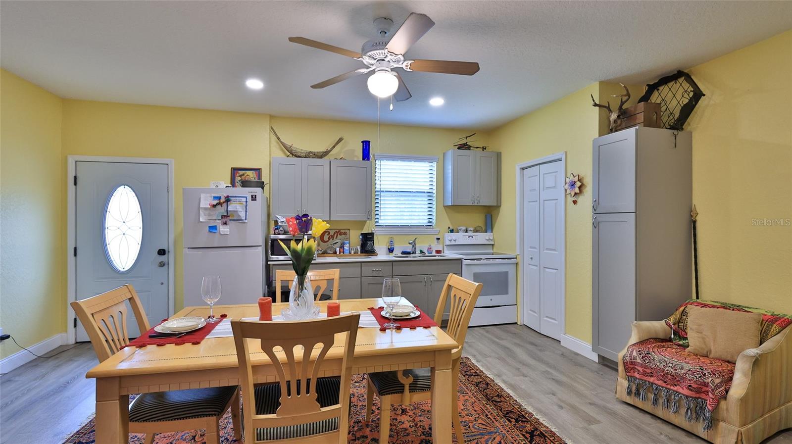 Image 19 of 44 For 1602 Riverside Drive