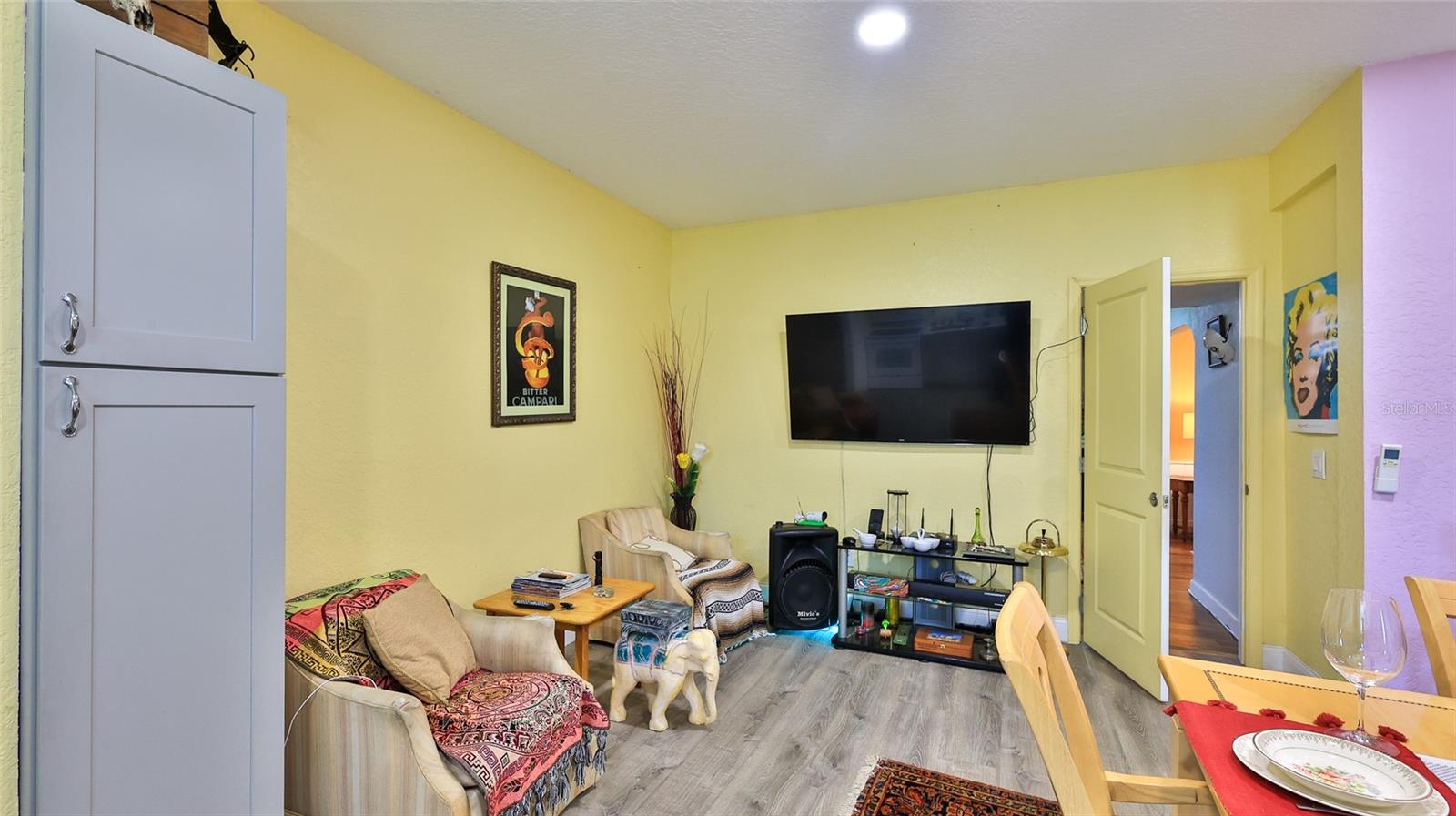 Image 21 of 44 For 1602 Riverside Drive