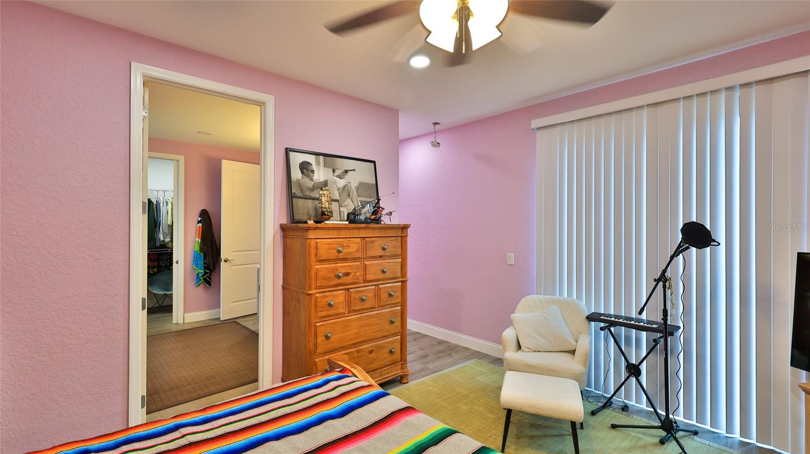 Image 26 of 44 For 1602 Riverside Drive