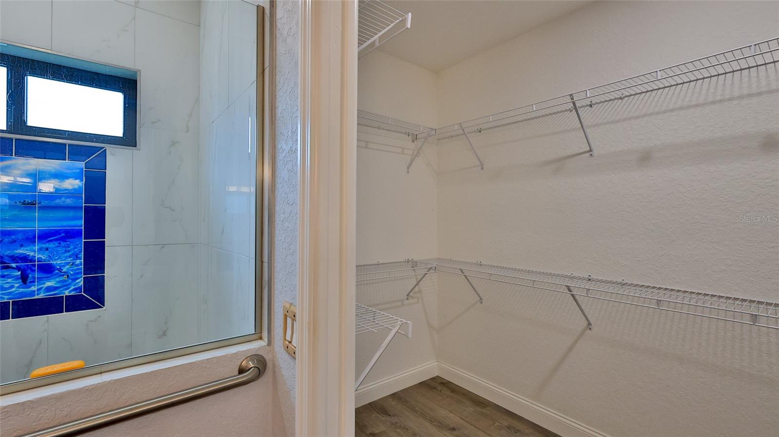 Image 33 of 44 For 1602 Riverside Drive