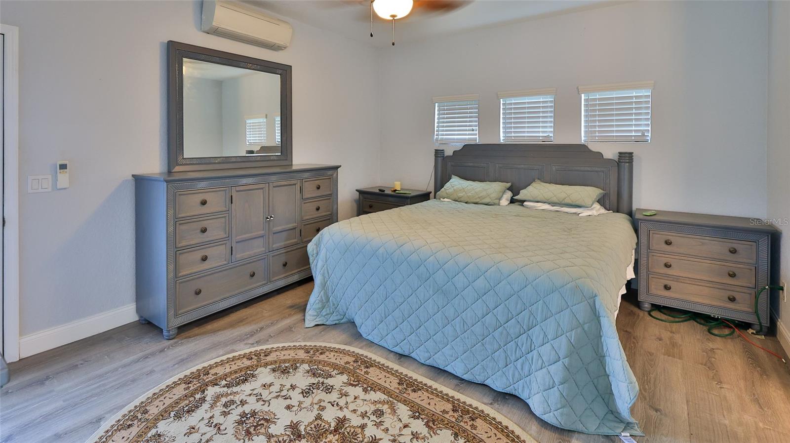 Image 35 of 44 For 1602 Riverside Drive