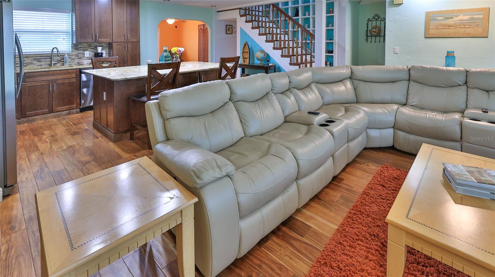 Image 5 of 44 For 1602 Riverside Drive