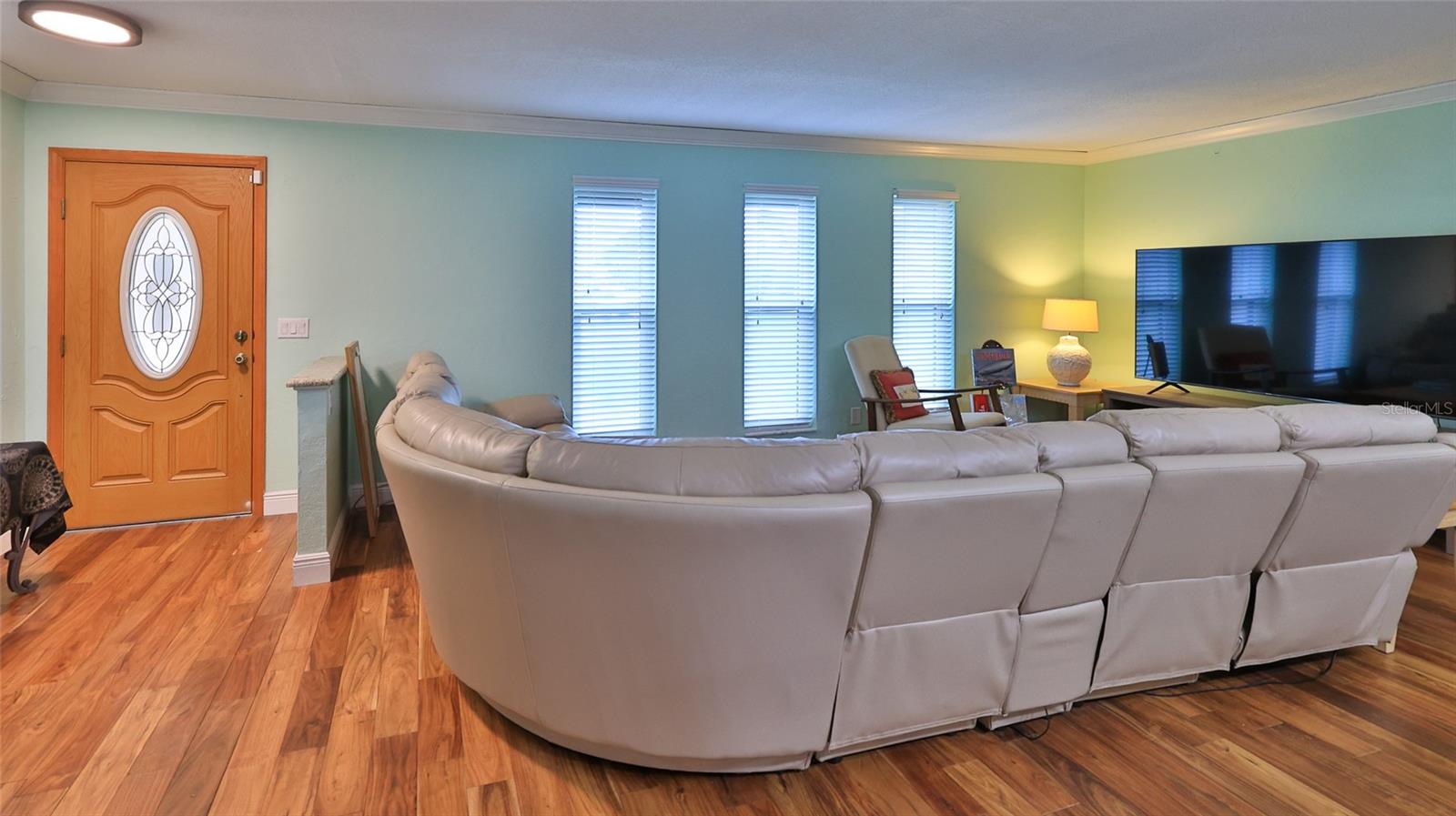 Image 6 of 44 For 1602 Riverside Drive