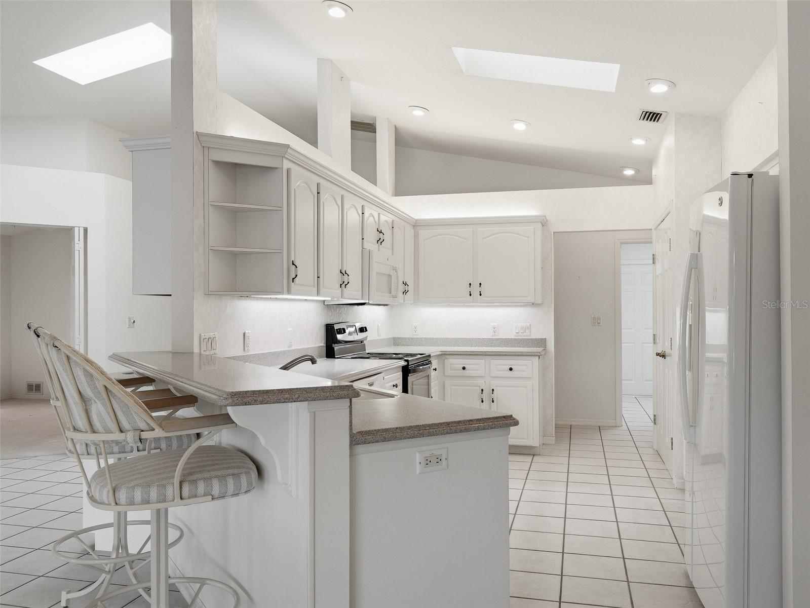 Image 29 of 63 For 1107 Loch Lomond Court