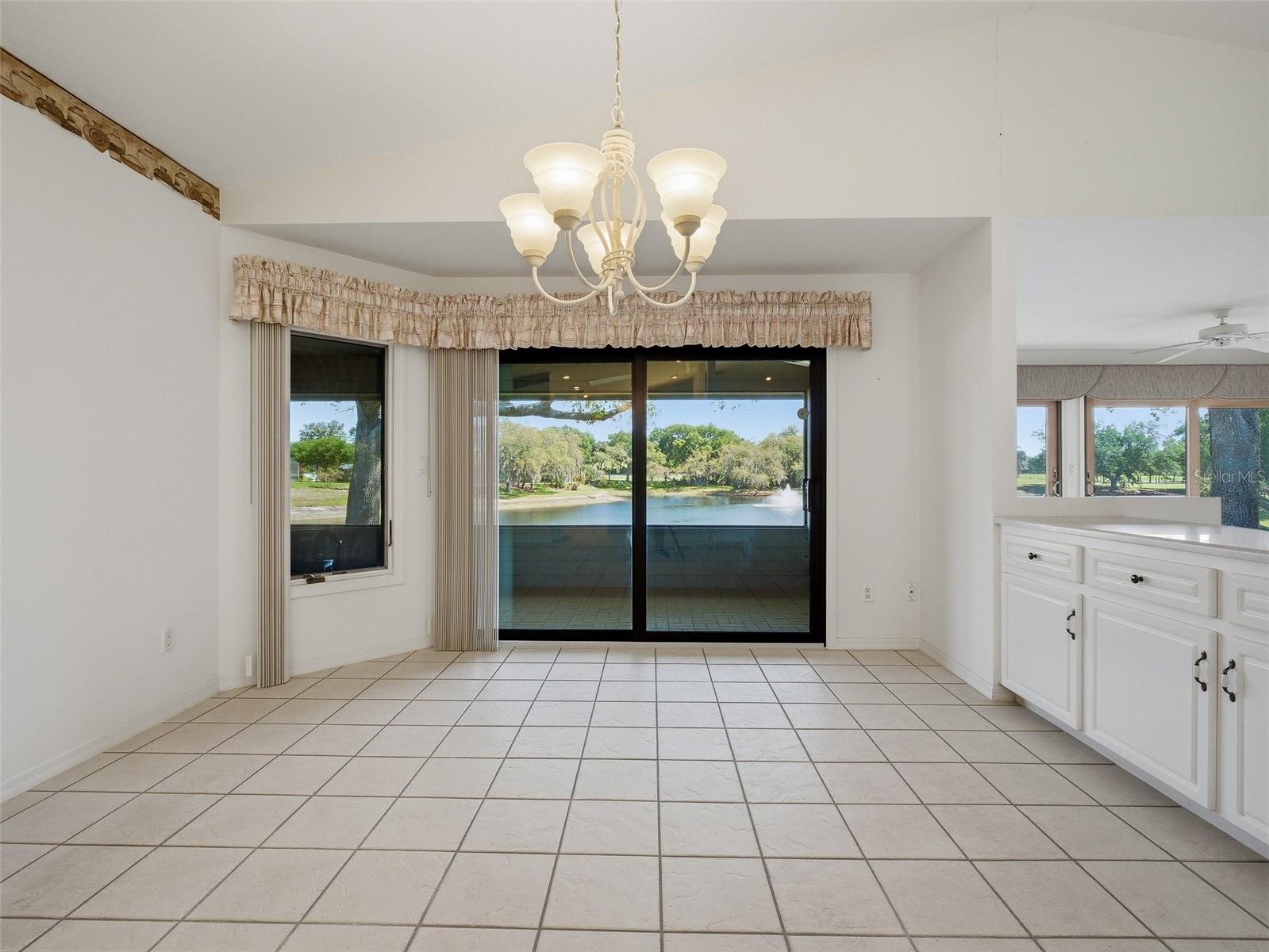 Image 9 of 63 For 1107 Loch Lomond Court