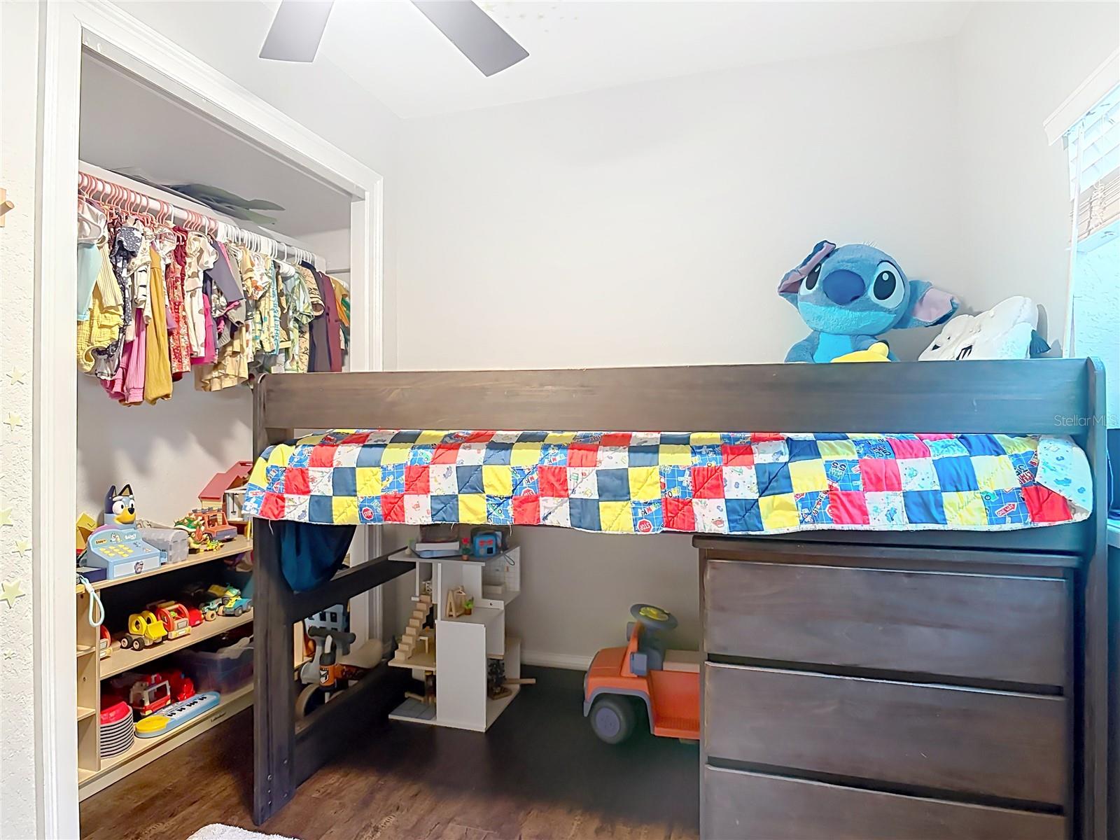 Image 17 of 37 For 1865 Pioneer Trail