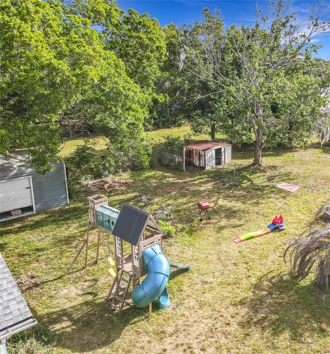 Image 27 of 37 For 1865 Pioneer Trail