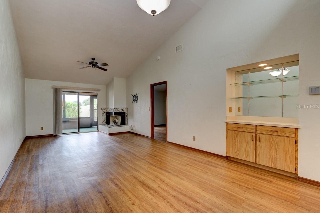 Image 5 of 22 For 1262 Charter Oaks Circle None