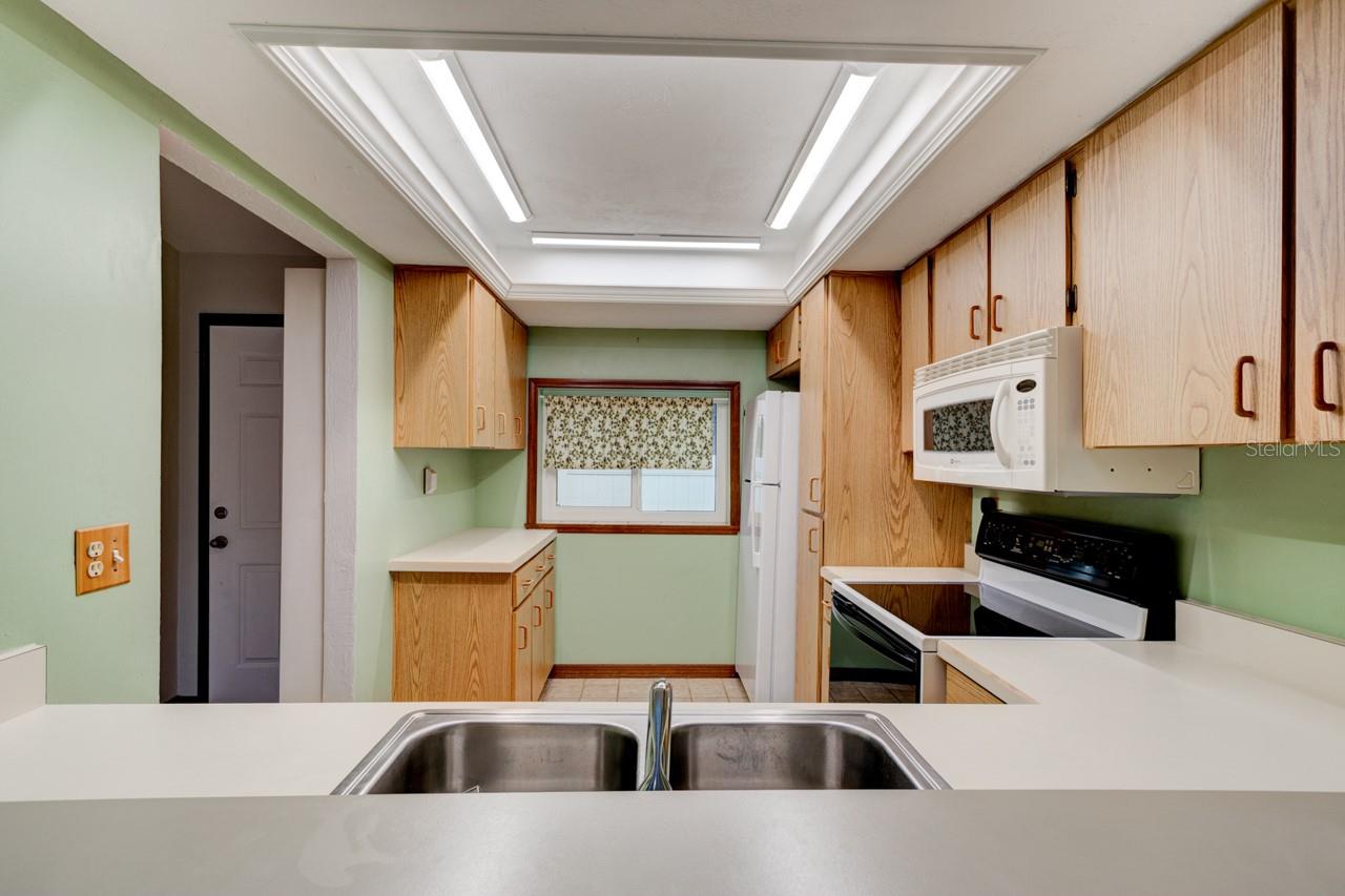 Image 7 of 22 For 1262 Charter Oaks Circle None