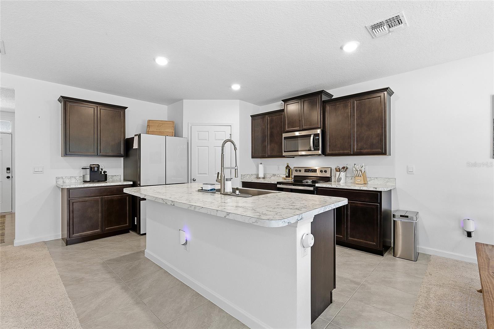 Image 13 of 68 For 4872 Talbot Boulevard