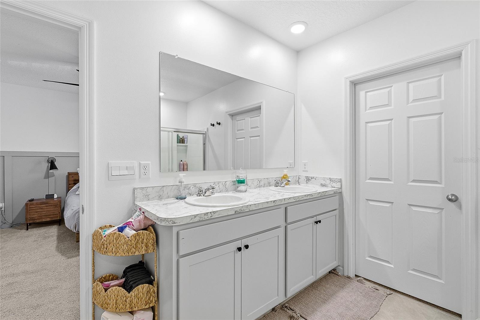 Image 32 of 68 For 4872 Talbot Boulevard