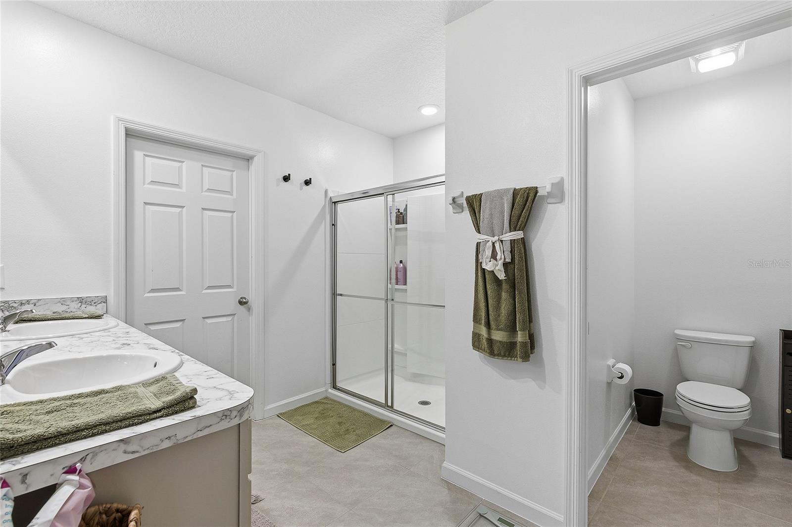 Image 33 of 68 For 4872 Talbot Boulevard