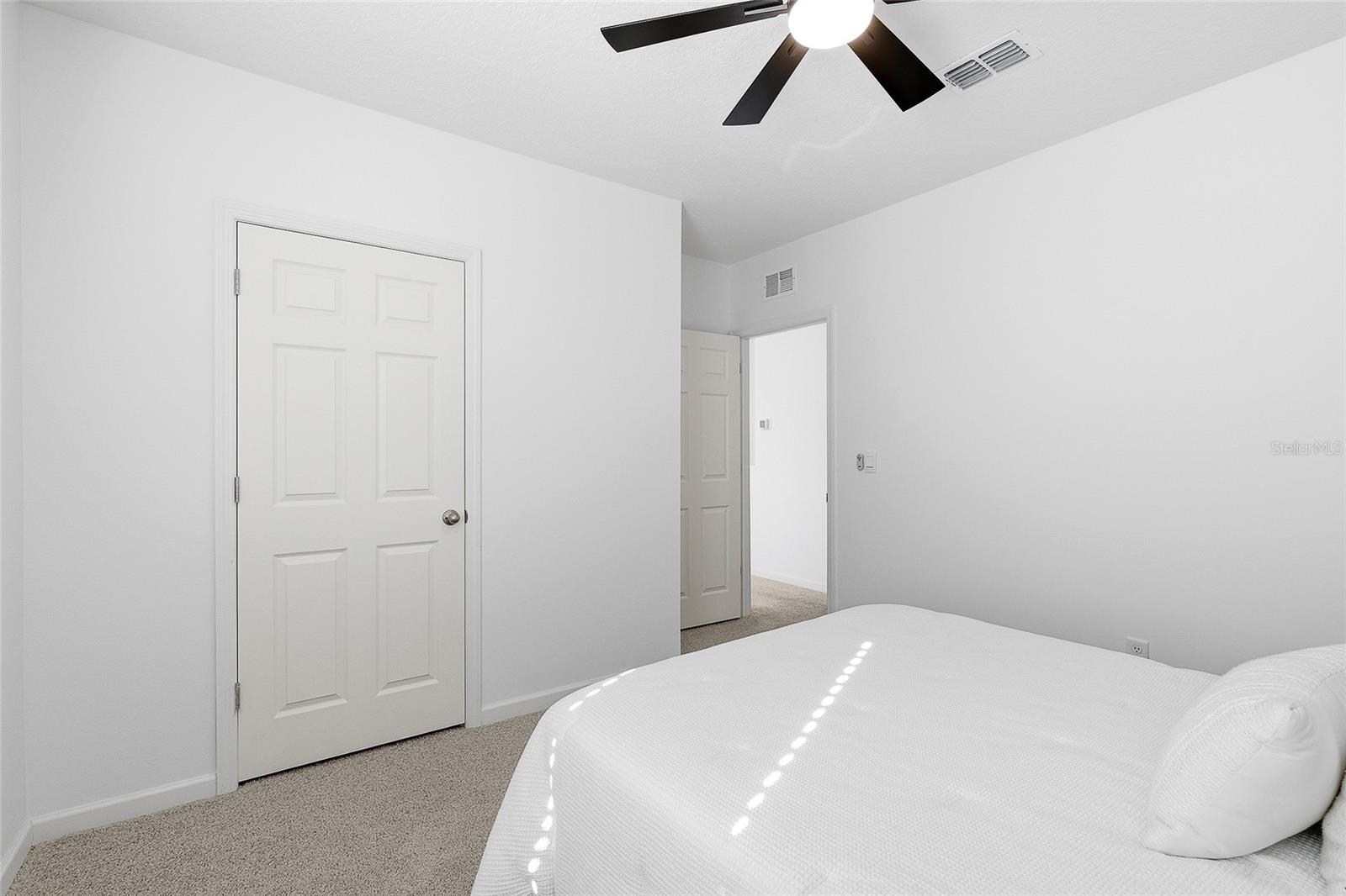 Image 40 of 68 For 4872 Talbot Boulevard