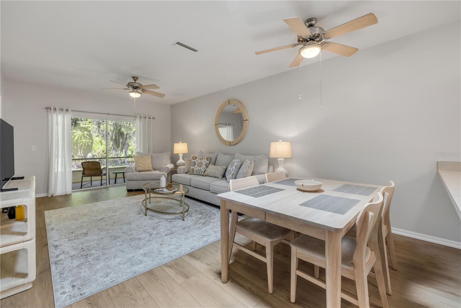 Image 10 of 42 For 132 Turnbull Villas Circle