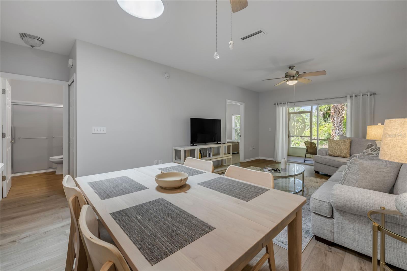 Image 11 of 42 For 132 Turnbull Villas Circle