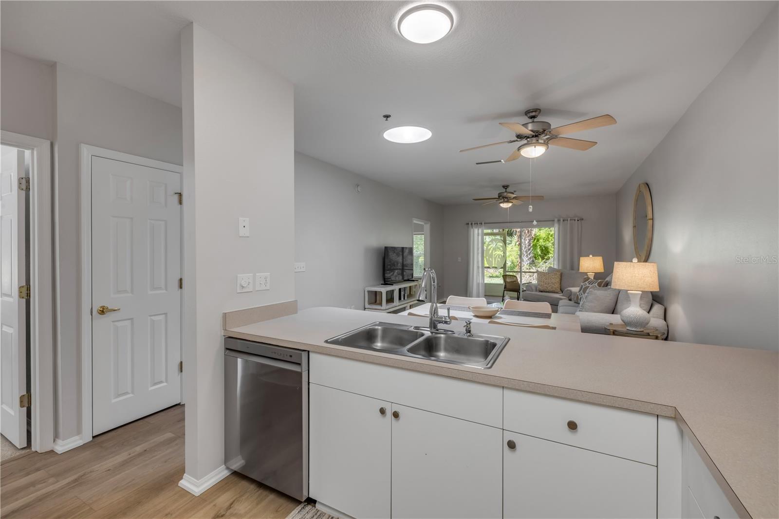 Image 17 of 42 For 132 Turnbull Villas Circle