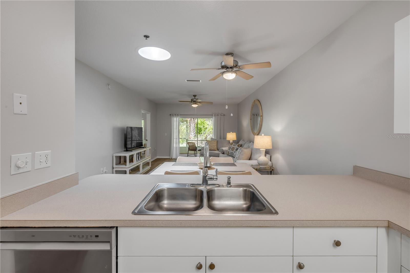 Image 18 of 42 For 132 Turnbull Villas Circle