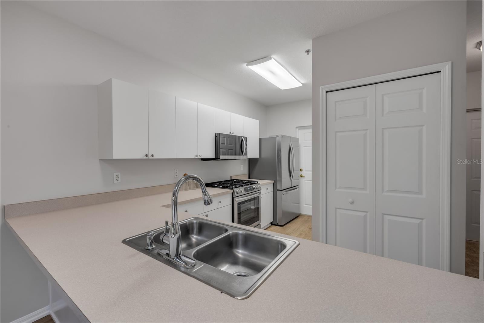 Image 19 of 42 For 132 Turnbull Villas Circle