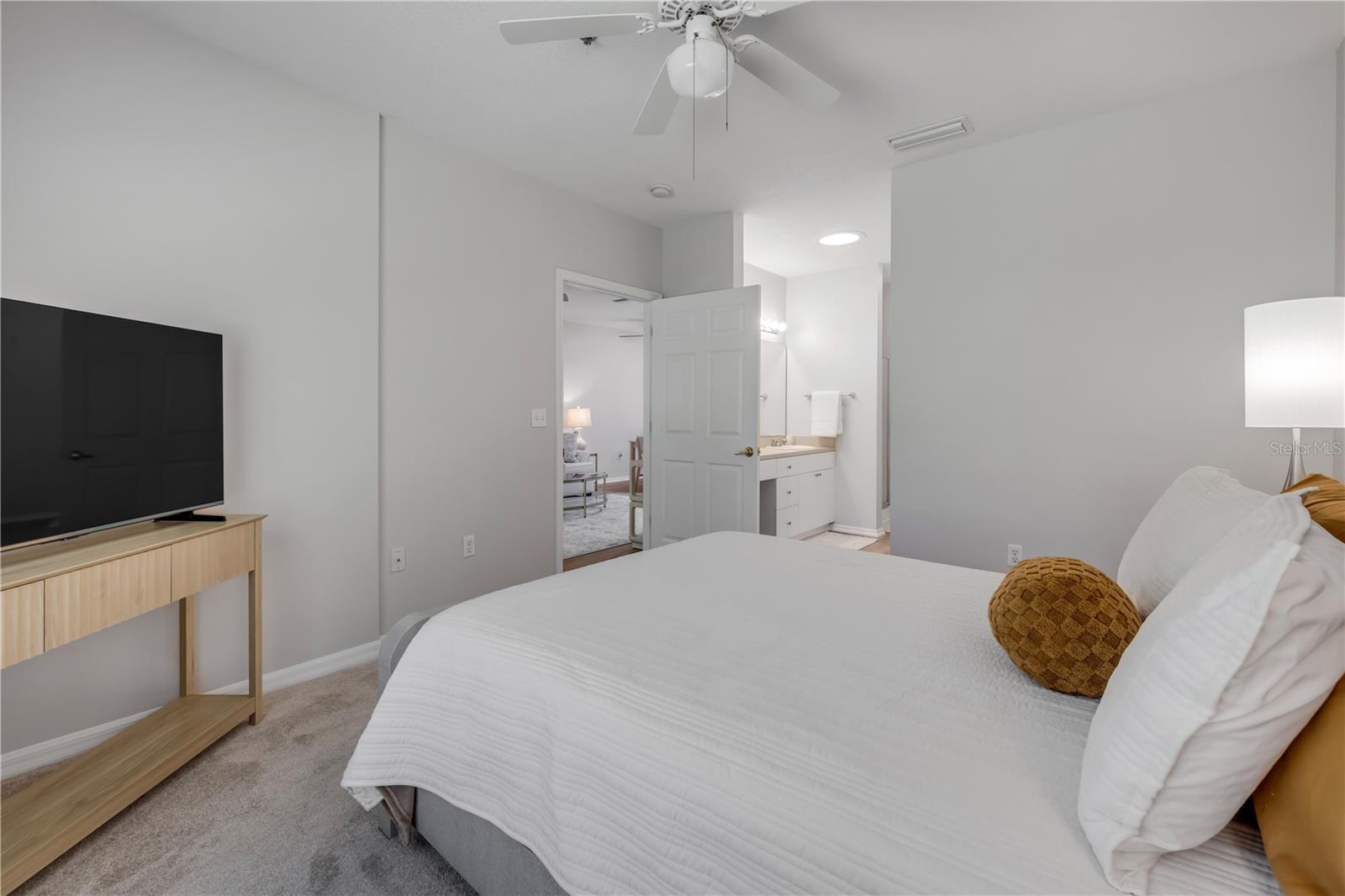 Image 24 of 42 For 132 Turnbull Villas Circle