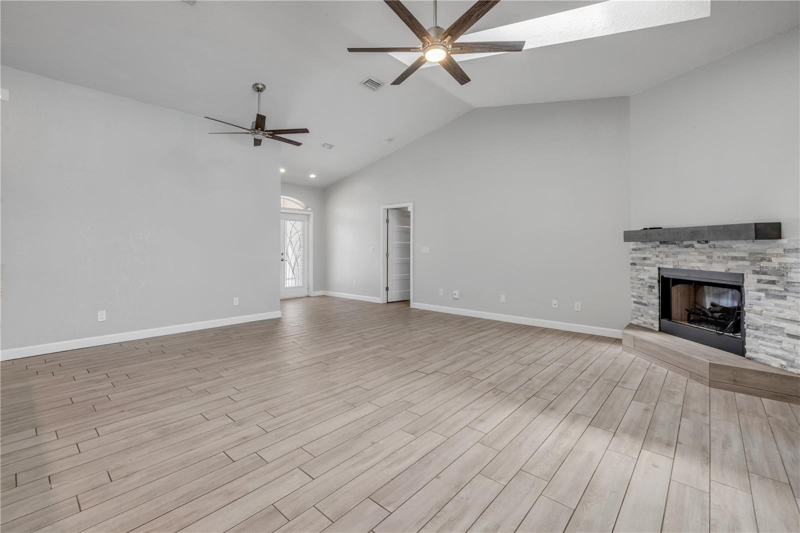 Image 10 of 53 For 10 Cunningham Drive