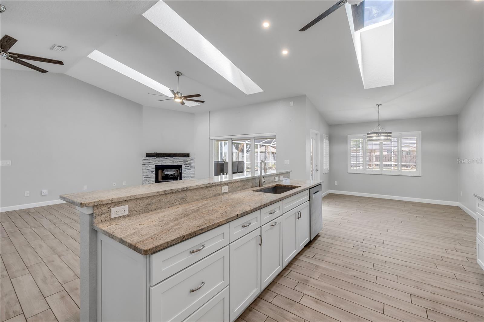 Image 16 of 53 For 10 Cunningham Drive