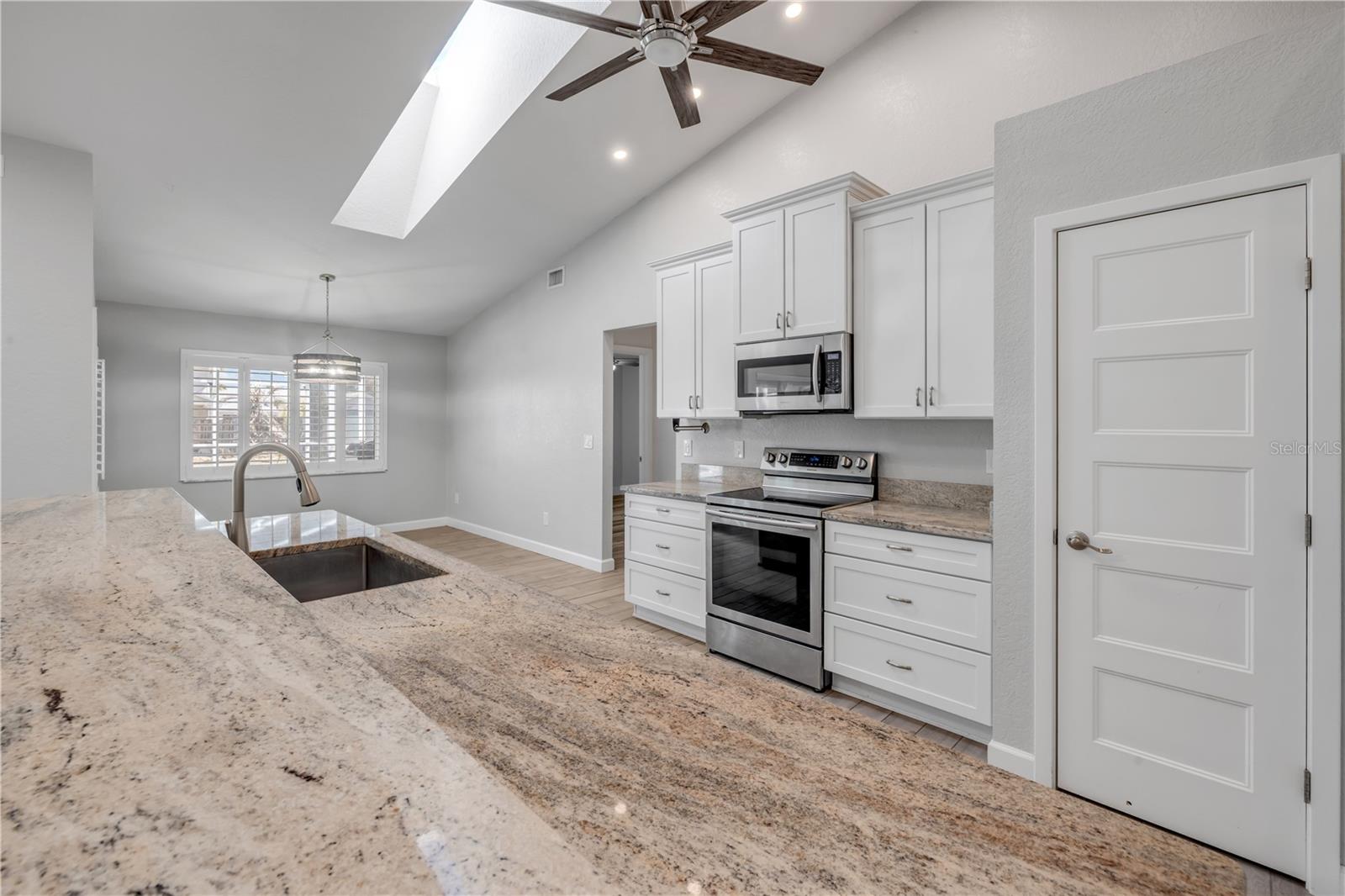 Image 19 of 53 For 10 Cunningham Drive