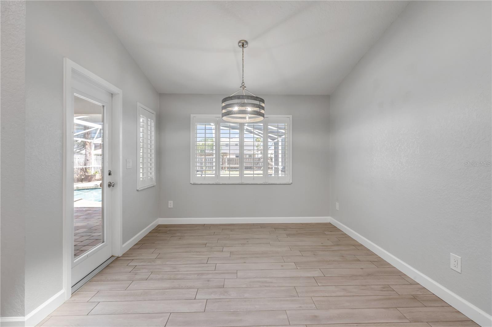 Image 21 of 53 For 10 Cunningham Drive