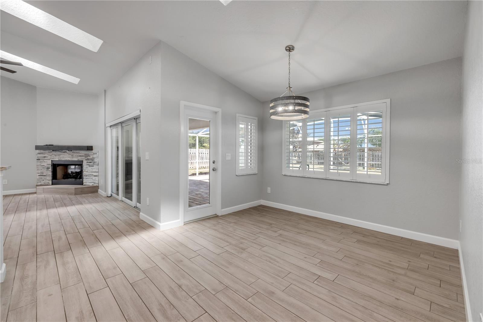 Image 22 of 53 For 10 Cunningham Drive