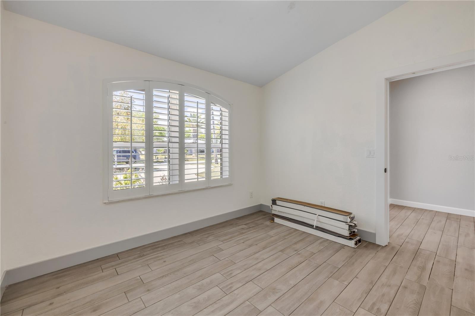 Image 25 of 53 For 10 Cunningham Drive