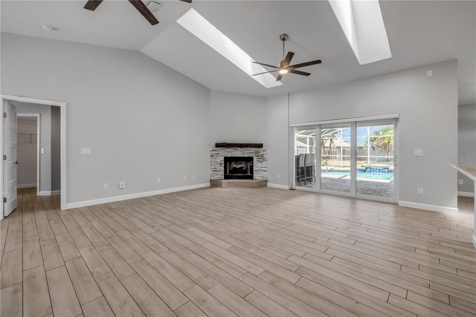 Image 9 of 53 For 10 Cunningham Drive