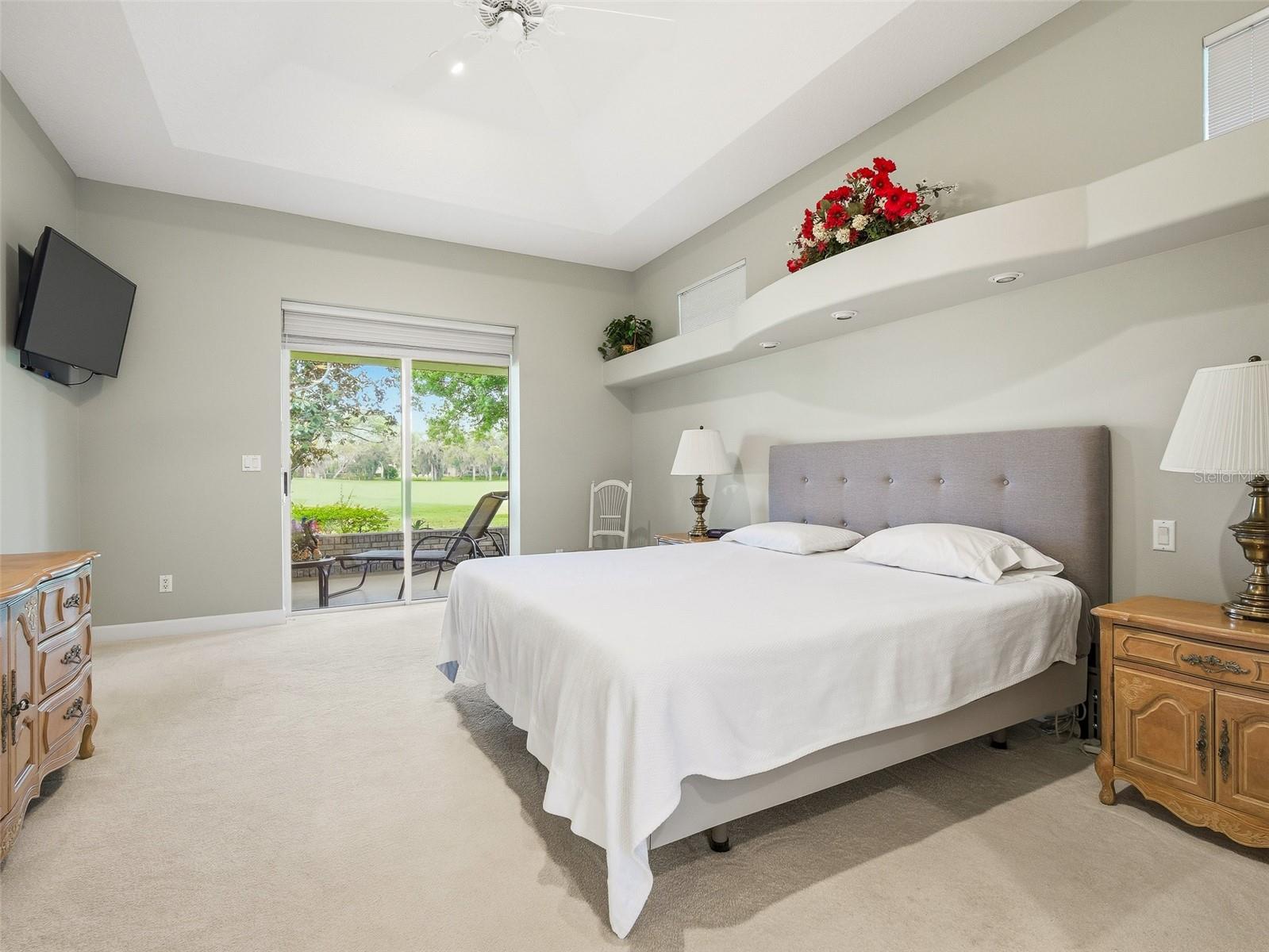 Image 30 of 69 For 552 Bottlebrush Court